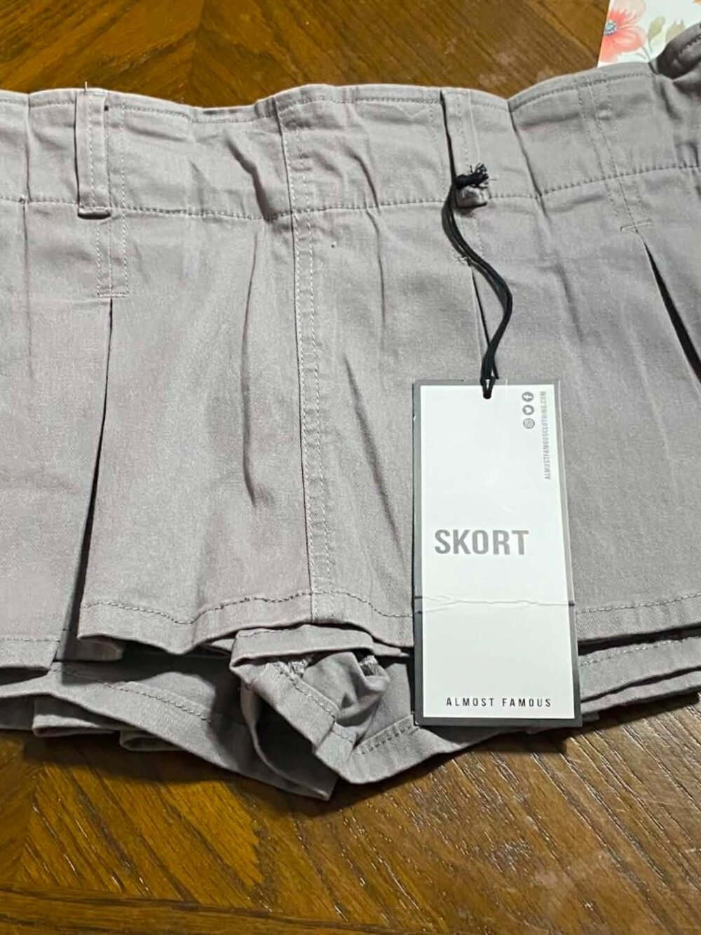 Y2K Almost Famous Gray Pleated Mini Skort Shorts